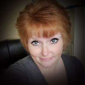 Meet your Posher, Sandi